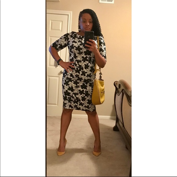 NWT Calvin Klein Black & White Floral Sheath - Picture 3 of 5